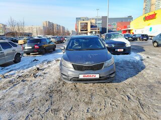 2016 Kia Rio III Рестайлинг, серый, 820000 рублей, вид 1