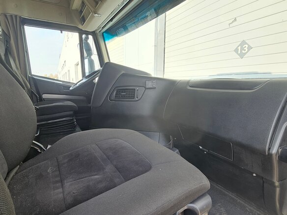 2022 Iveco Stralis, чёрный - вид 20