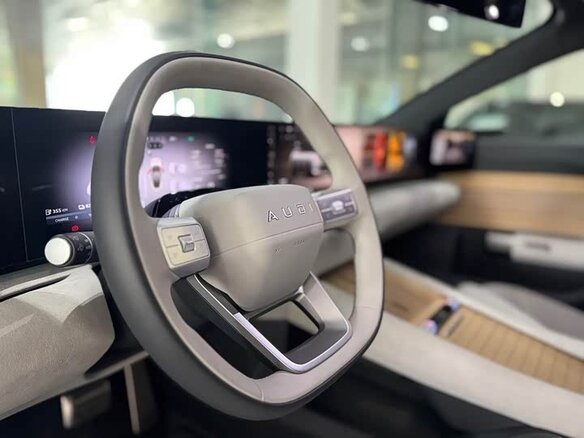 2025 Audi E5 100 kWh, белый, 9156000 рублей - вид 9