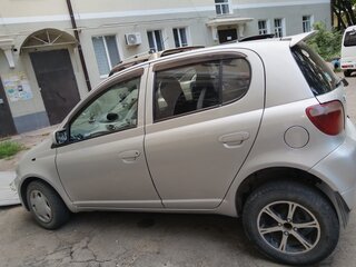 2001 Toyota Vitz I (P10), серебристый, 520000 рублей, вид 5