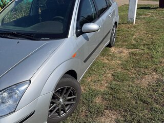 2004 Ford Focus I Рестайлинг, серебристый, 550000 рублей, вид 2