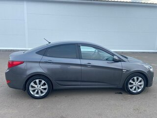 2015 Hyundai Solaris I Рестайлинг, серый, 1000000 рублей, вид 3