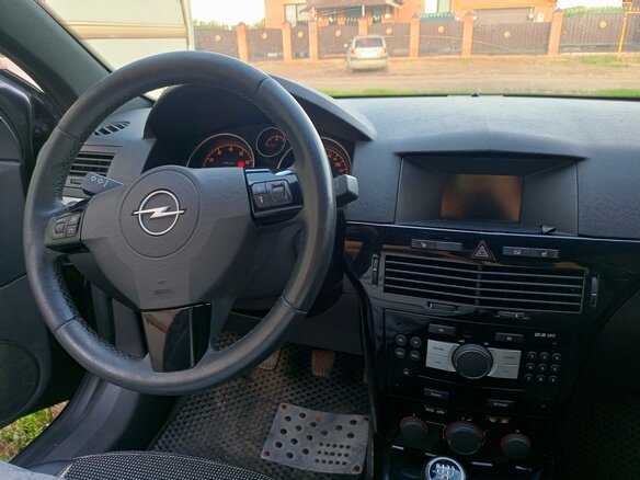 2010 Opel Astra GTC H Рестайлинг, серый, 570000 рублей - вид 9