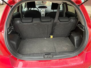 2007 Toyota Yaris Multimode II, красный, 720000 рублей, вид 2