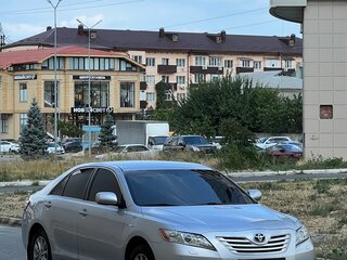 2006 Toyota Camry VI (XV40), серебристый, 1200000 рублей, вид 4