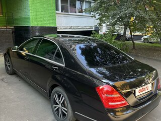 2010 Mercedes-Benz S-Класс 500 Long V (W221) Рестайлинг, чёрный, 1700000 рублей, вид 4