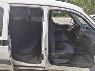 2006 Peugeot Partner I Рестайлинг, белый, 430000 рублей, вид 3