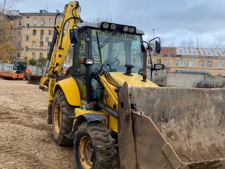 2007 New Holland B110B, 5500000 рублей, вид 3