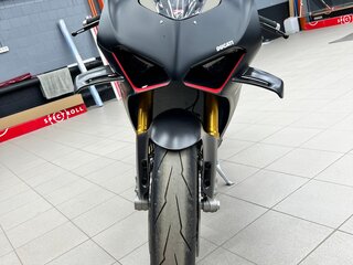2023 Ducati Panigale V4, чёрный, 7999000 рублей, вид 1