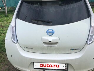 2011 Nissan Leaf I (ZE0/AZE0), белый, 1250000 рублей, вид 3