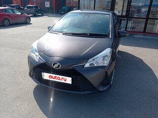 2019 Toyota Vitz III (XP130) Рестайлинг 2, серый, 1100000 рублей, вид 1