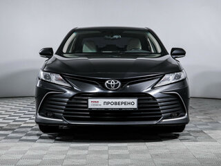 2021 Toyota Camry VIII (XV70) Рестайлинг, чёрный, 2459000 рублей, вид 2