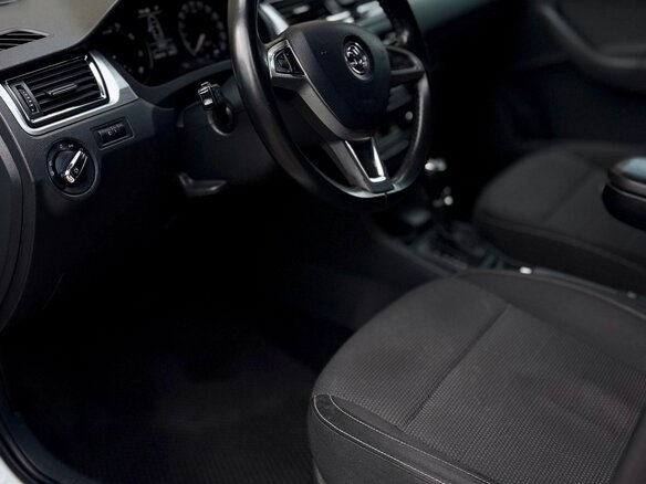 2015 Skoda Rapid Green Tec I, белый, 599000 рублей - вид 8
