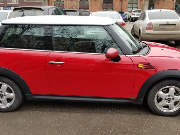 2011 Mini Hatch One II (R56) Рестайлинг, красный, 890000 рублей - вид 2