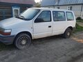 1993 Chrysler Voyager II, белый, 125000 рублей - вид 3