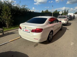 2014 BMW 5 серии 520i VI (F10/F11/F07) Рестайлинг, белый, 1800000 рублей, вид 5