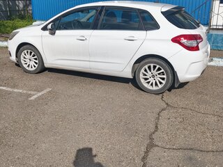 2012 Citroen C4 II, белый, 500000 рублей, вид 2