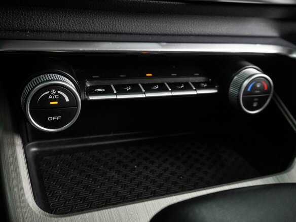 2022 Geely Coolray I, белый, 1630000 рублей - вид 13