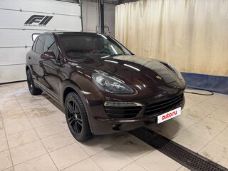 2013 Porsche Cayenne II (958), коричневый, 3000000 рублей, вид 4