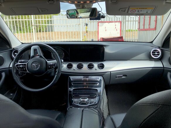 2018 Mercedes-Benz E-Класс 200 V (W213, S213, C238), чёрный, 2700000 рублей - вид 12