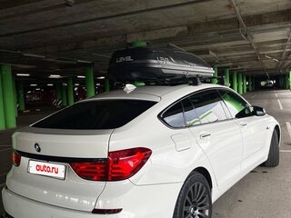 2011 BMW 5 серии Gran Turismo 530d xDrive VI (F10/F11/F07), белый, 2500000 рублей, вид 4