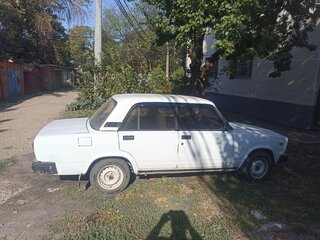 2001 Lada (ВАЗ) 2107, белый, 110000 рублей, вид 4