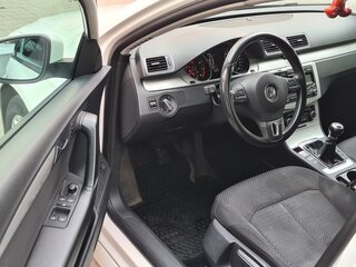 2011 Volkswagen Passat B7, белый, 920000 рублей, вид 4
