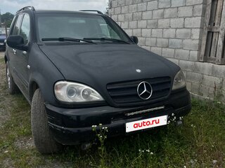 2000 Mercedes-Benz M-Класс 320 I (W163), чёрный, 515000 рублей, вид 1