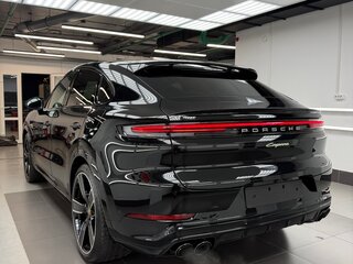 2025 Porsche Cayenne E-Hybrid Coupé III Рестайлинг, чёрный, 16000000 рублей, вид 4