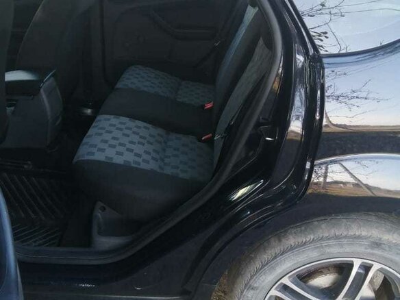 2006 Ford Focus II, синий - вид 13