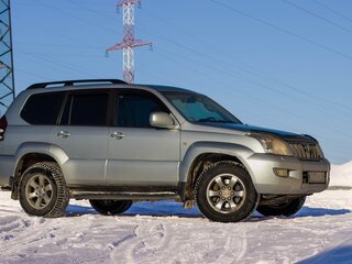 2008 Toyota Land Cruiser Prado 4-speed 120 Series Рестайлинг, серебристый, 2500000 рублей, вид 3
