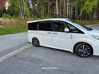 2015 Honda Stepwgn Spada V, белый, 1680000 рублей, вид 4