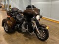 2012 Harley-Davidson Tri Glide, коричневый, 3800000 рублей - вид 2