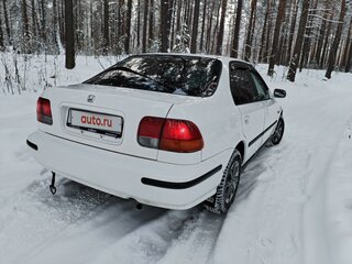 1997 Honda Civic Ferio II, белый, 325000 рублей, вид 4