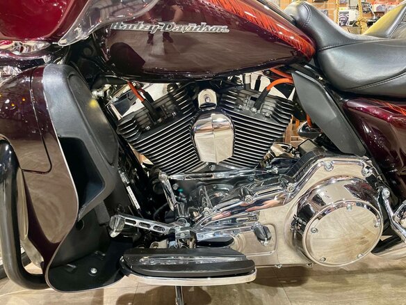 2014 Harley-Davidson CVO Limited, красный, 1980000 рублей - вид 9