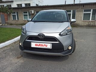 2017 Toyota Sienta II, серебристый, 1250000 рублей, вид 3