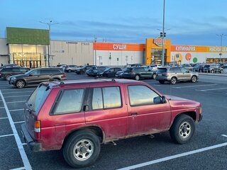 1995 Nissan Pathfinder I, красный, 250000 рублей, вид 2
