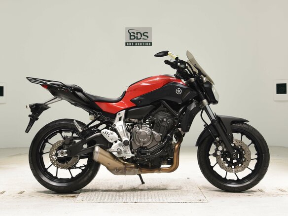 2014 Yamaha MT-07 (FZ-07), красный, 530000 рублей - вид 3