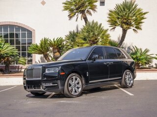 2021 Rolls-Royce Cullinan I (Series I), чёрный, 26500000 рублей, вид 2