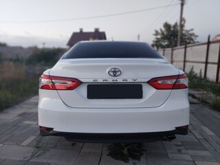 2018 Toyota Camry VIII (XV70), белый, 3000000 рублей, вид 5