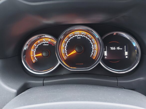 2021 Lada (ВАЗ) Largus Cross I Рестайлинг, серый, 1800000 рублей - вид 7