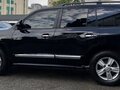 2014 Toyota Land Cruiser 200 Series Рестайлинг 1, чёрный - вид 2