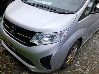 2018 Honda Stepwgn V Рестайлинг, серебристый, 2150000 рублей, вид 5
