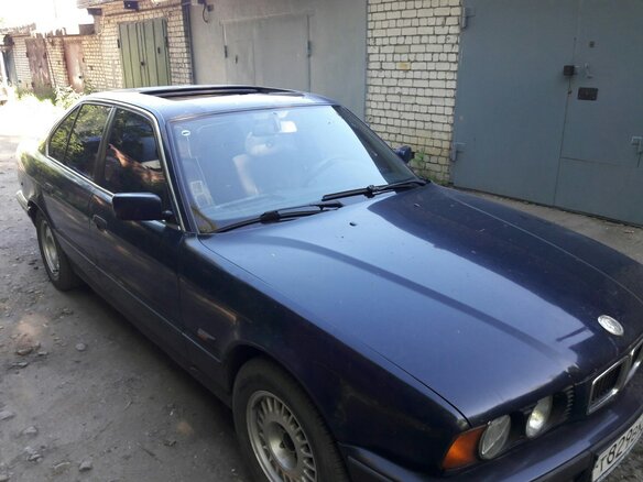 1994 BMW 5 серии 518i III (E34), синий - вид 2