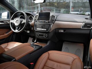 2017 Mercedes-Benz GLE 400 9G-Tronic I (W166), белый, 5200000 рублей, вид 3