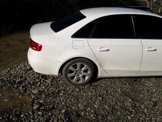 2011 Audi A4 IV (B8), белый, 1450000 рублей, вид 3