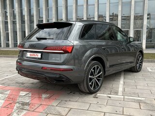 2019 Audi Q7 50 TDI II (4M) Рестайлинг, серый, 6000000 рублей, вид 4