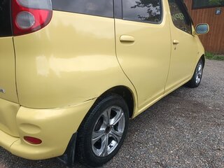 1999 Toyota FunCargo, жёлтый, 470000 рублей, вид 2