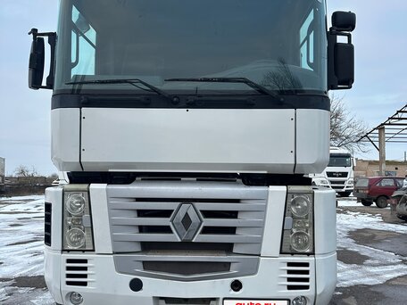 2004 Renault Magnum, белый, 999999 рублей, вид 1