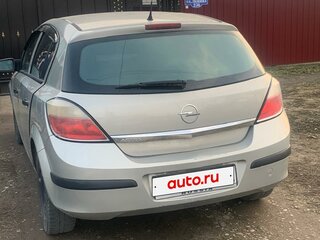 2006 Opel Astra H, серебристый, 425000 рублей, вид 2